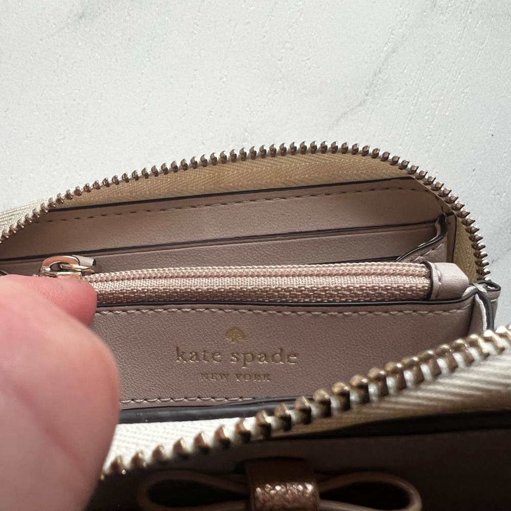 Kate Spade Wrapping Party small zip card case - Picture 4 of 7